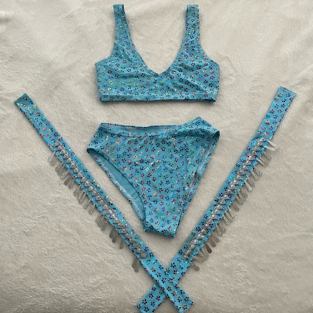 🩵Lime Blonde Baby Blue Rave Set with Leg Ties🩵
